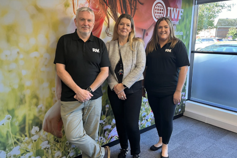 Photograph of former IWF Deputy CEO, Heidi Kempster, and Managing Director of RM Technology, Jason Tomlinson.